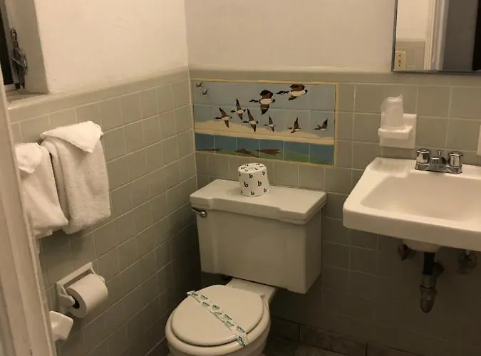 Atlantic Breeze Inn